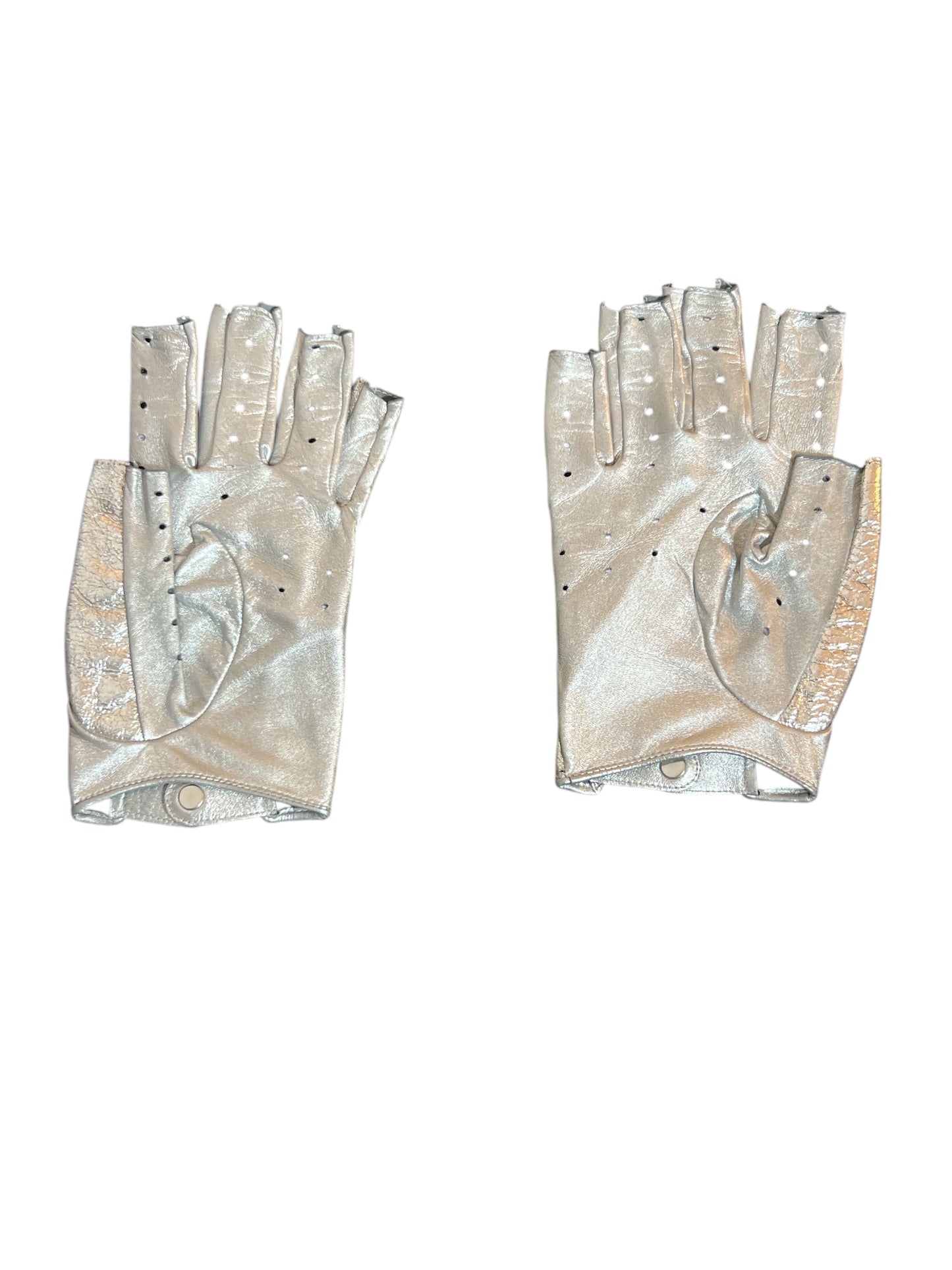 CHANEL LEATHER MITTEN