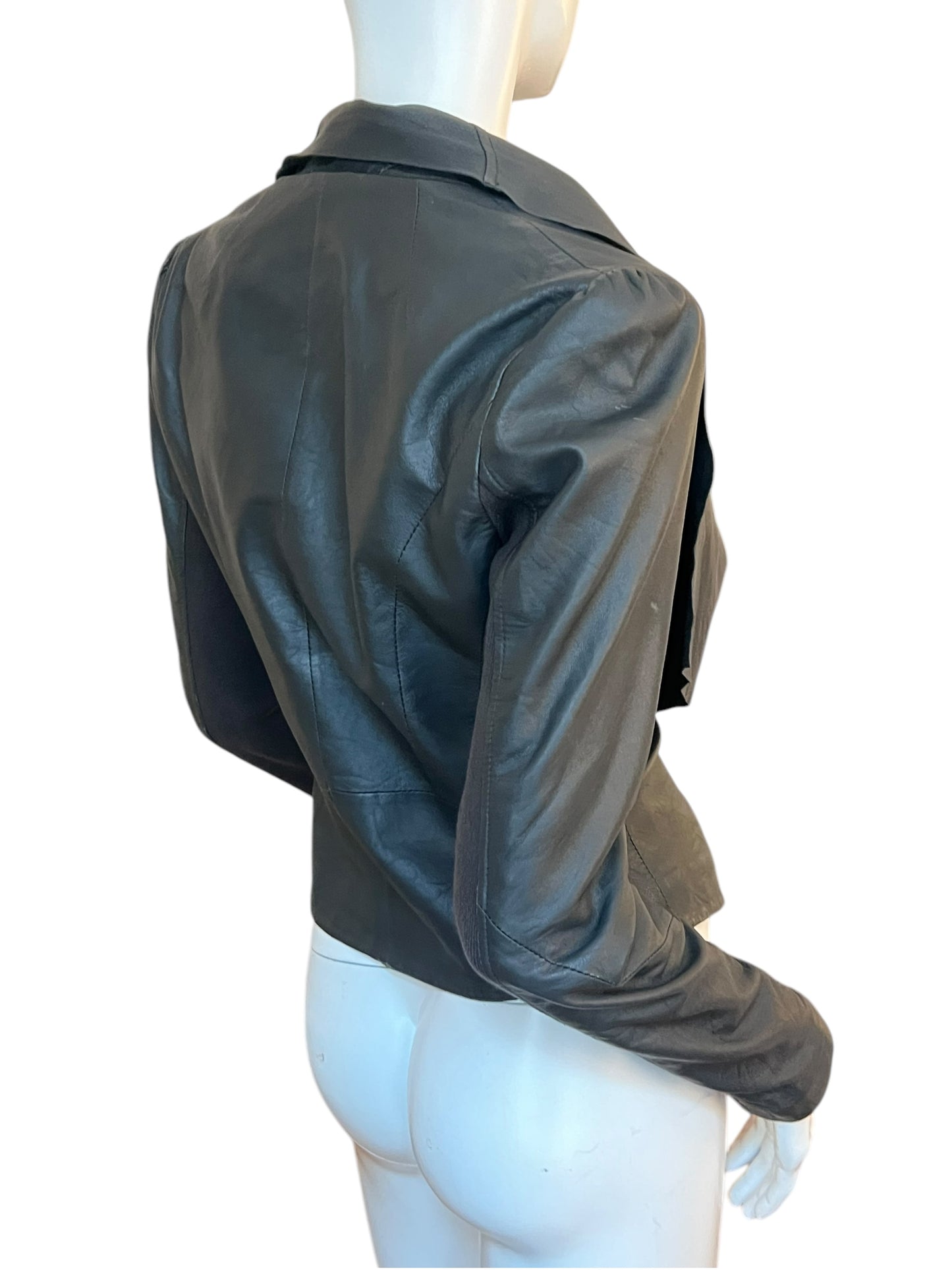 VINTAGE 2000’S LEATHER JACKET