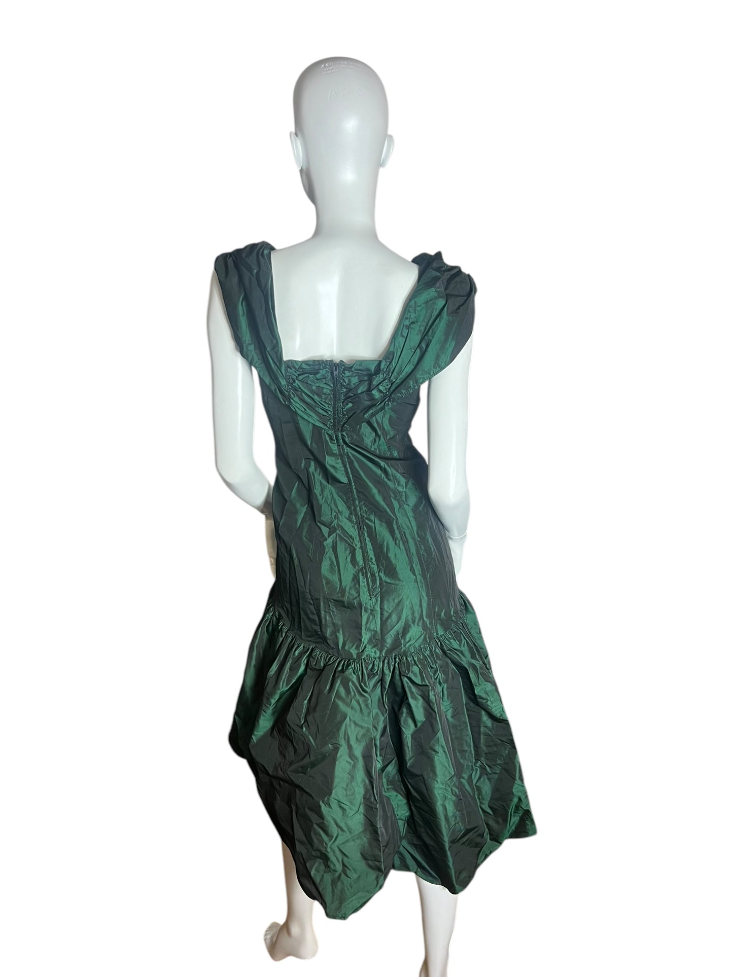 VINTAGE DRESS