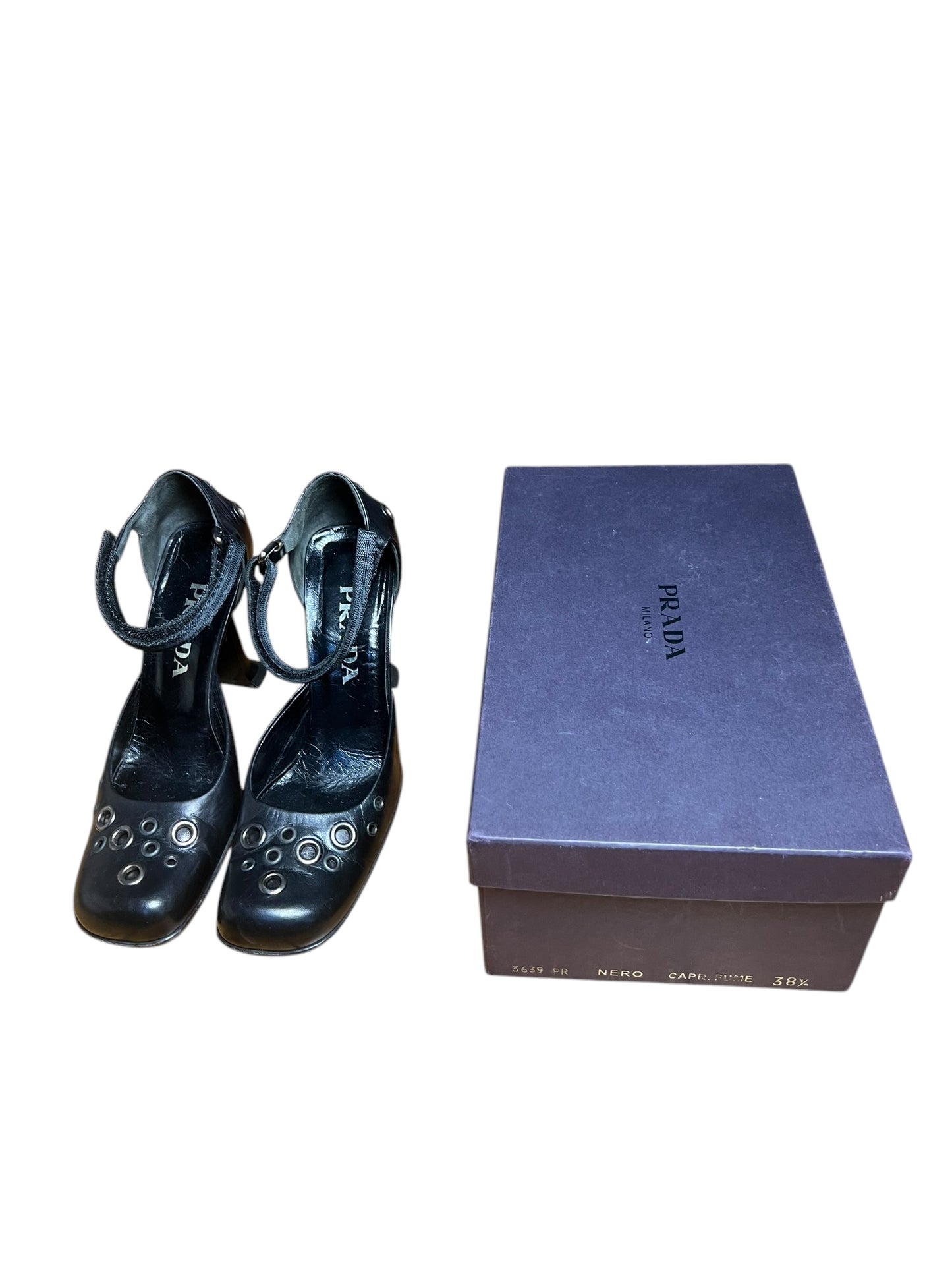PRADA F/W 1999 EYELET LEATHER MARY JANE