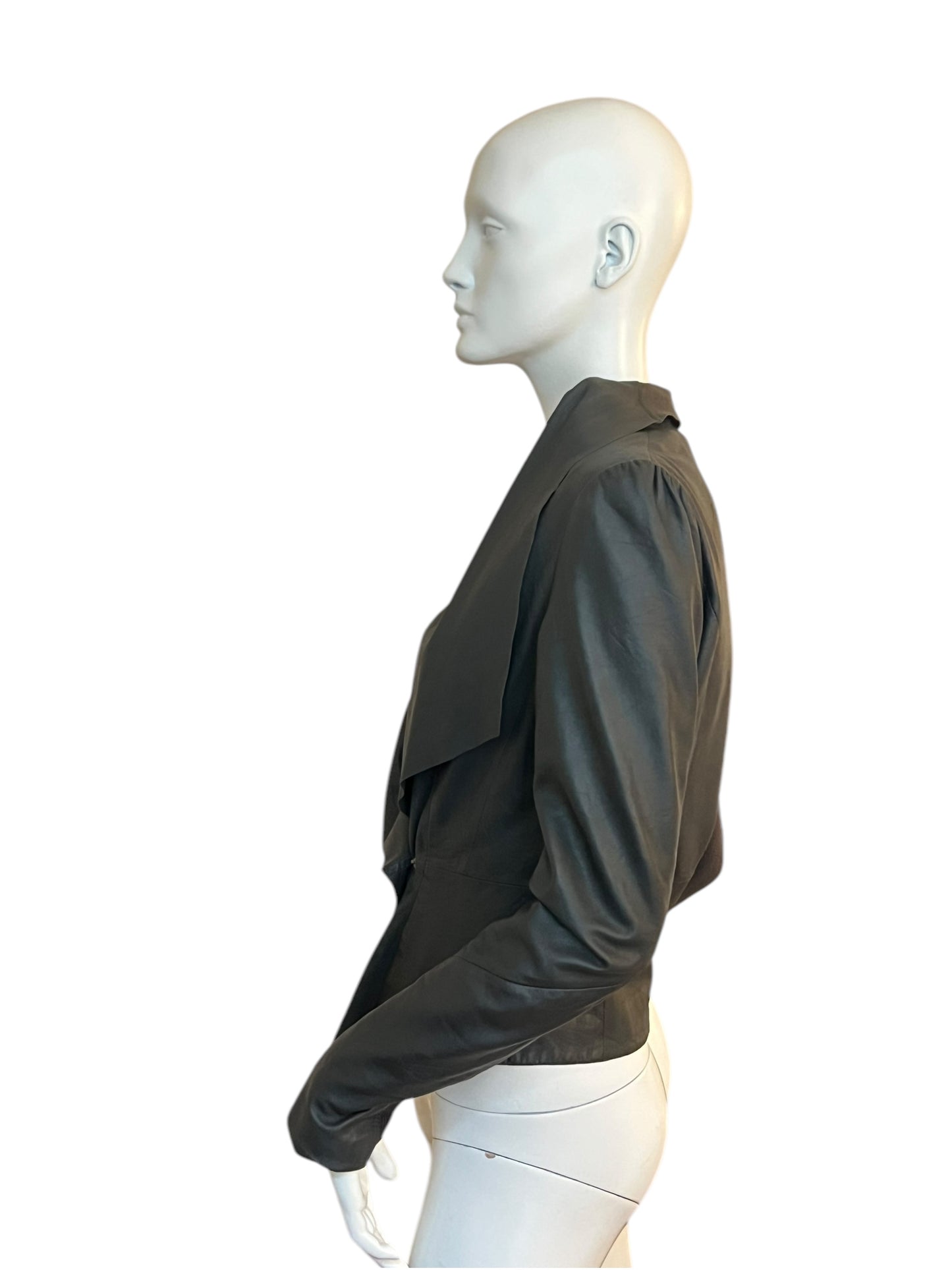 VINTAGE 2000’S LEATHER JACKET