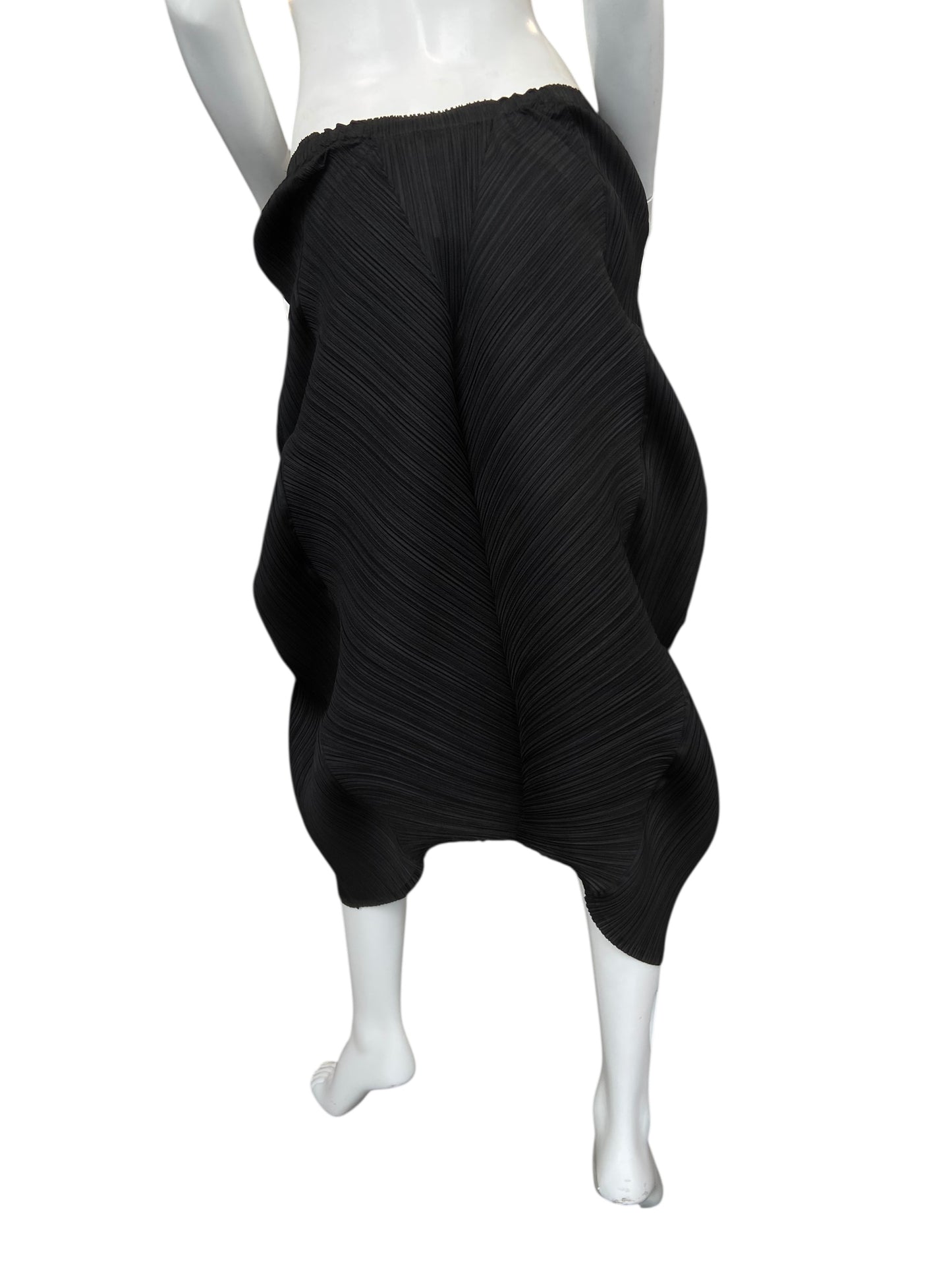 ISSEY MIYAKE F/W 2015 PLEATS PLEASE SKIRT