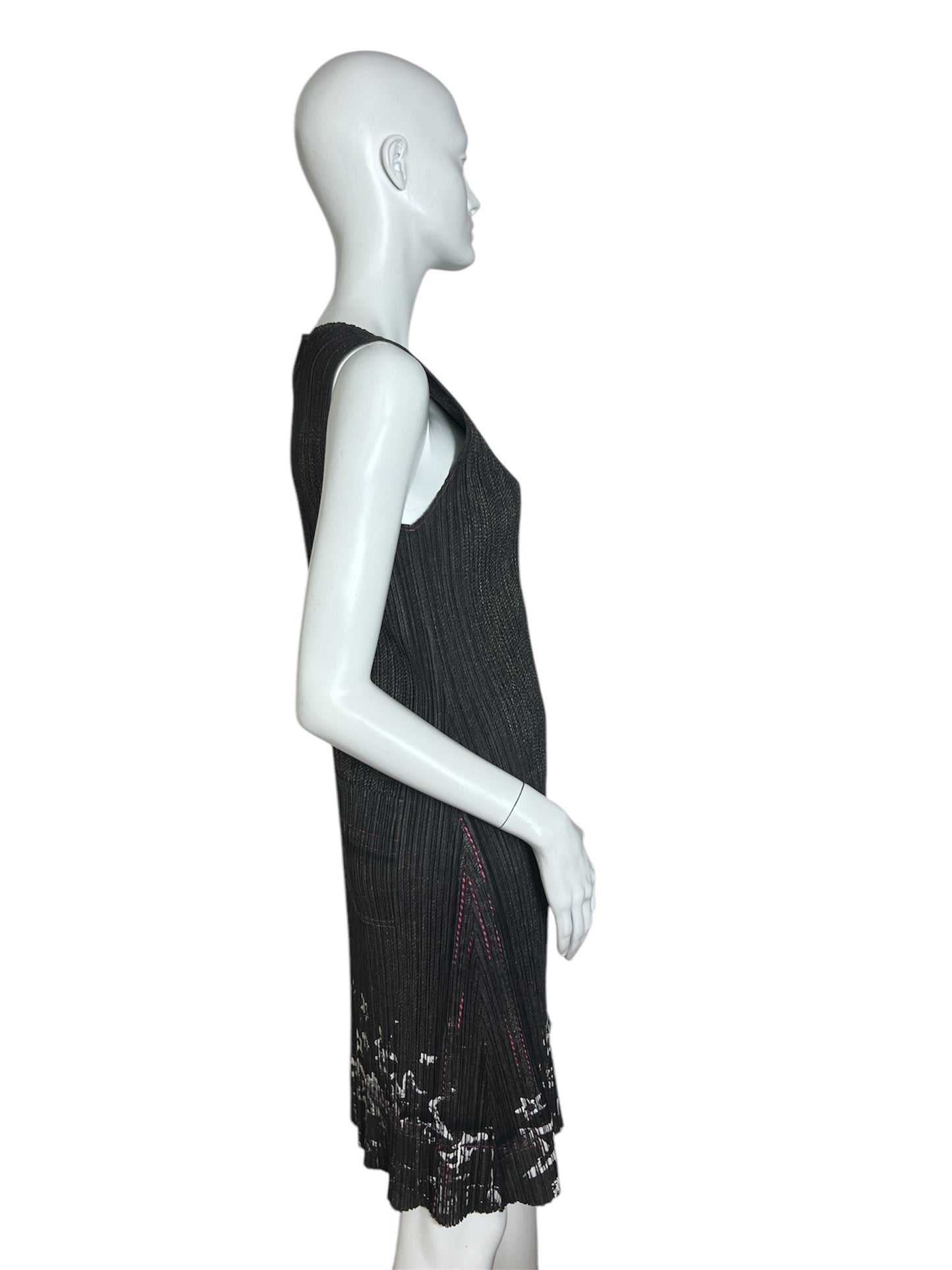 ISSEY MIYAKE STARS DRESS