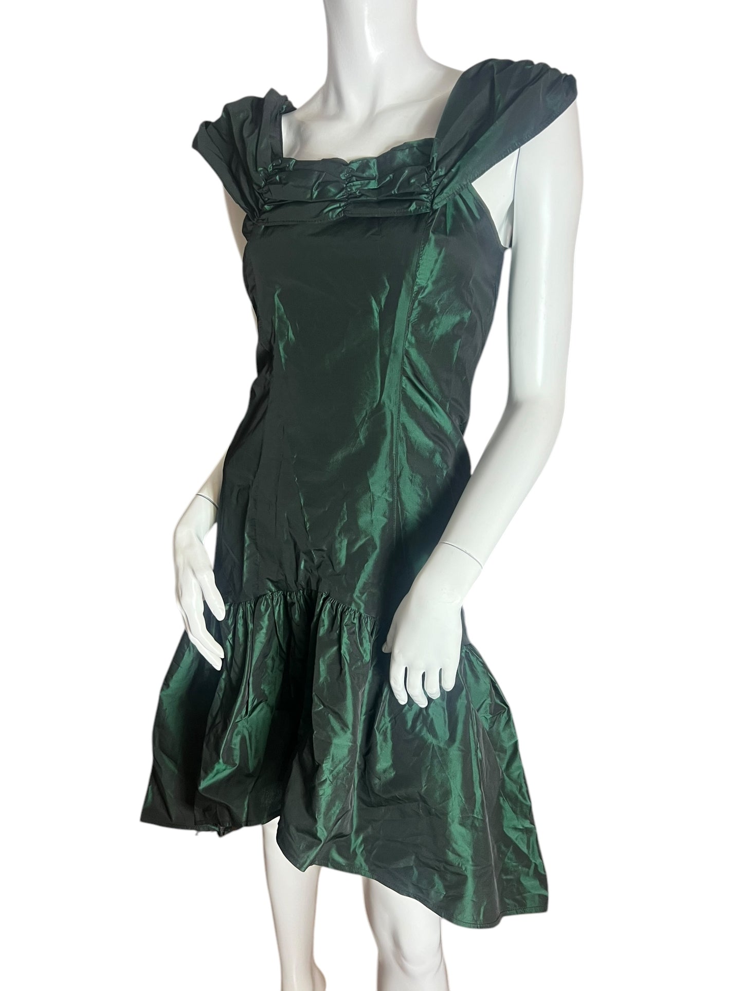 VINTAGE DRESS