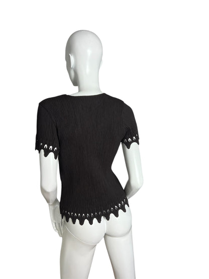 PLEATS PLEASE ISSEY MIYAKE TOP