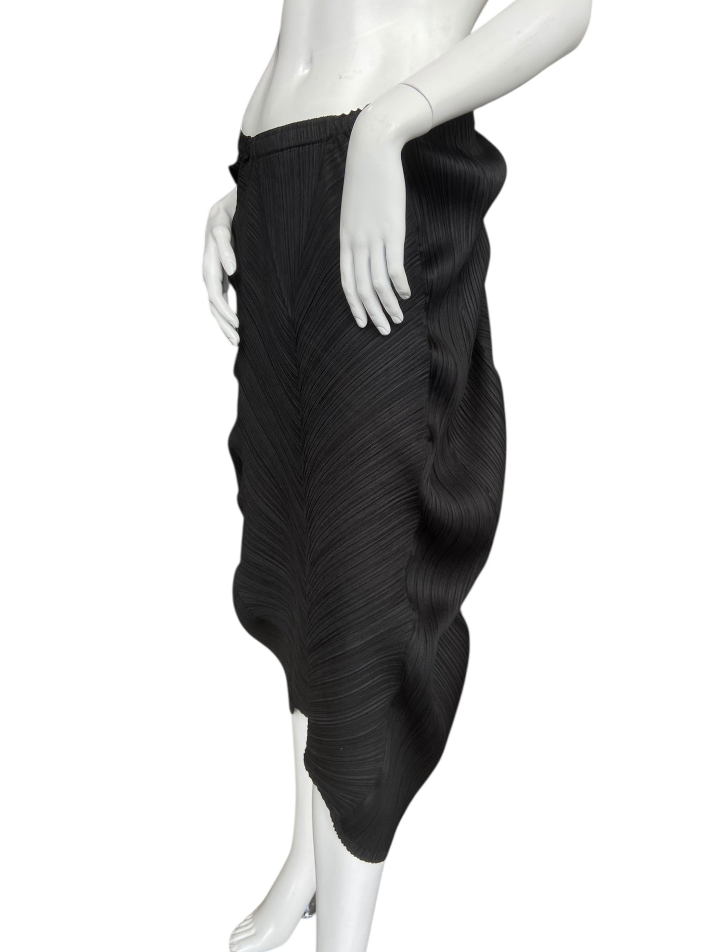 ISSEY MIYAKE F/W 2015 PLEATS PLEASE SKIRT