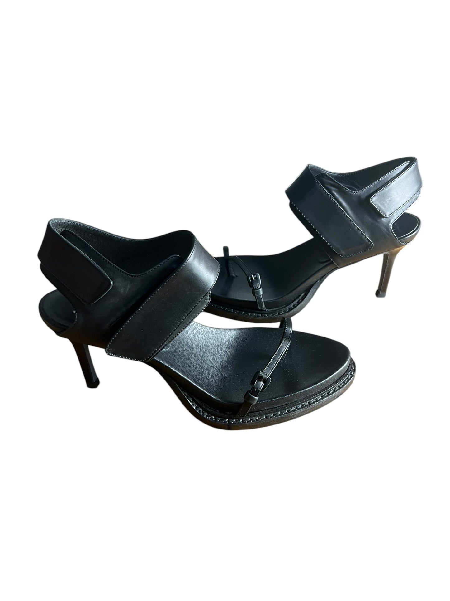 ANN DEMEULEMEESTER LEATHER SANDALS