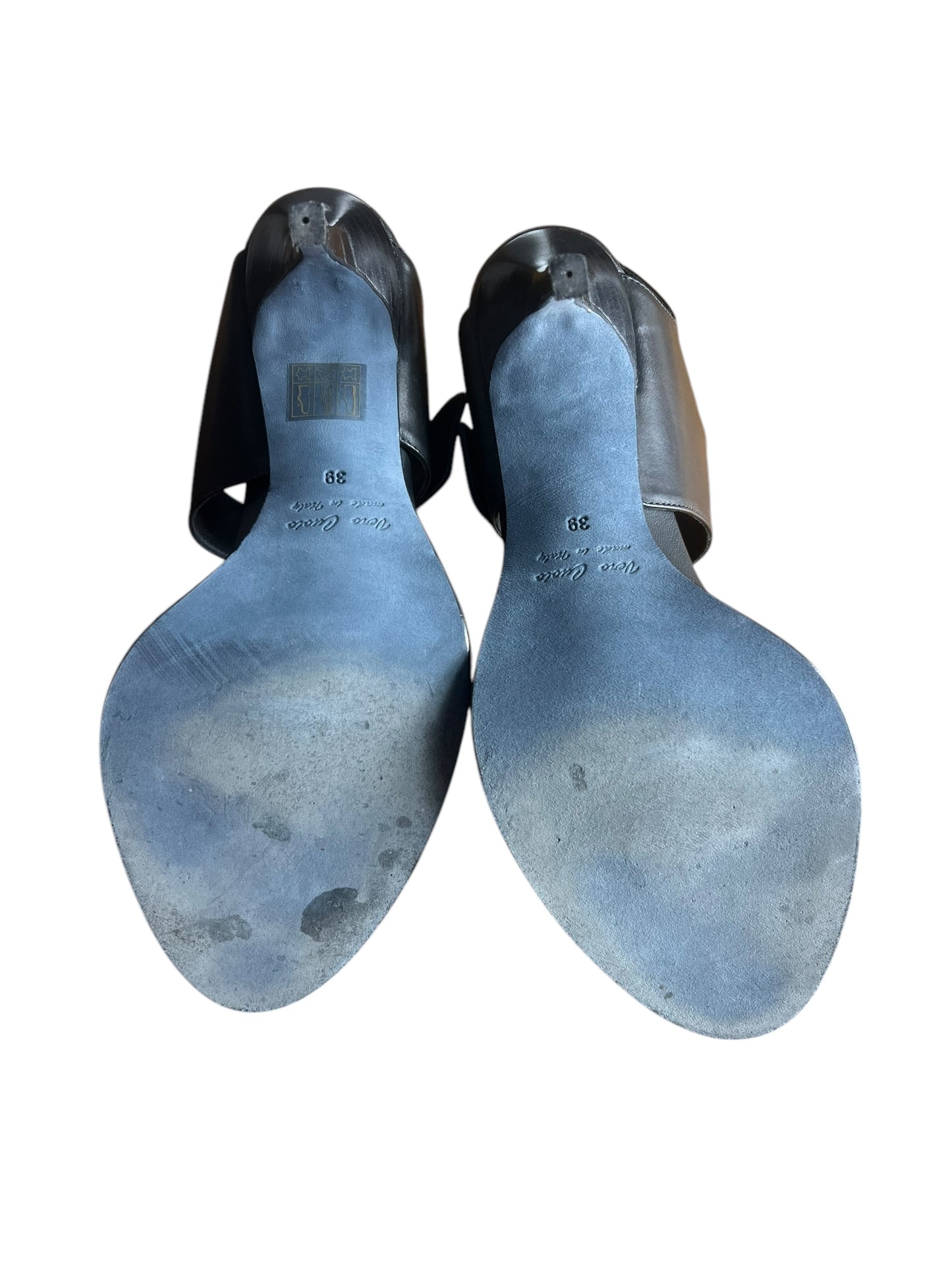 ANN DEMEULEMEESTER LEATHER SANDALS