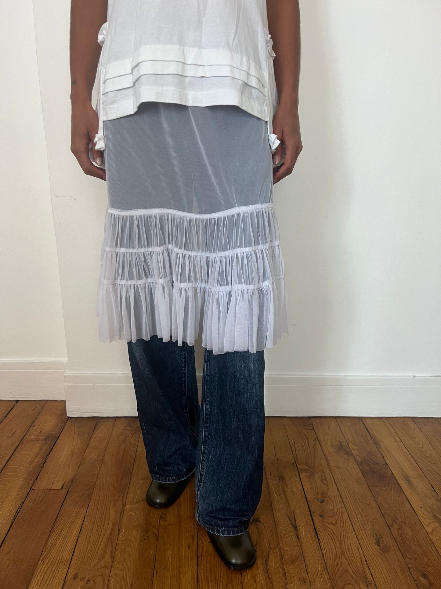 VINTAGE WHITE SHEER SKIRT