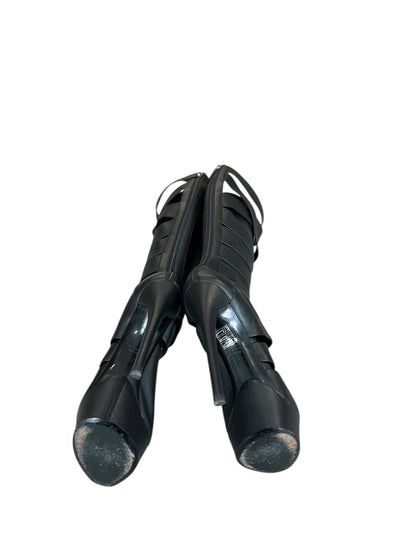 GUCCI S/S 2010 HELENA CUT OUT BOOTS