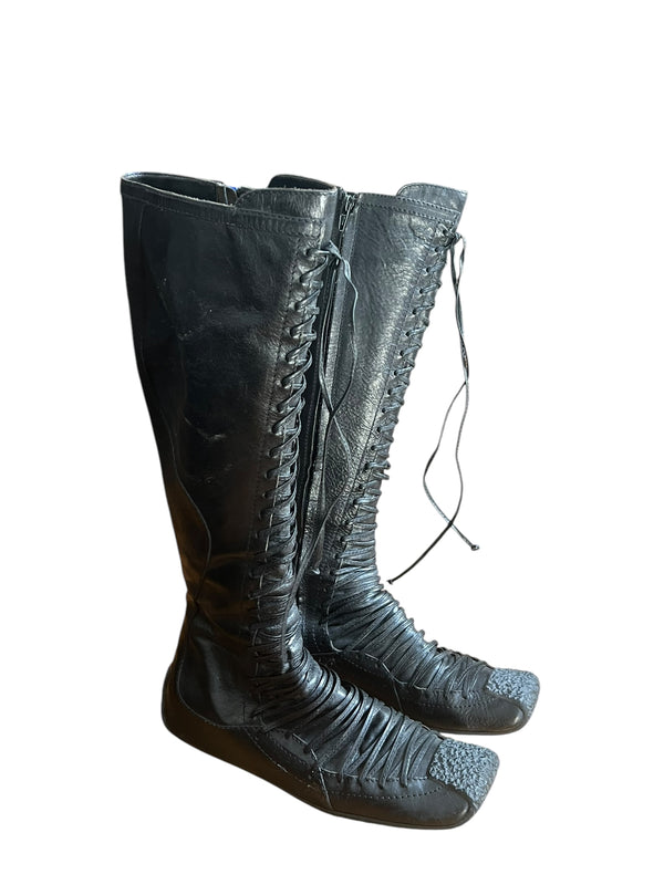 DIOR F/W 2002 FUNKY LEATHER BOOTS