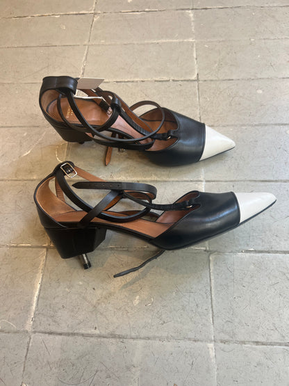 GIVENCHY DOUBLE HEEL