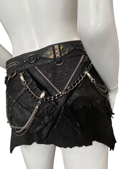 VINTAGE LEATHER MINI SKIRT
