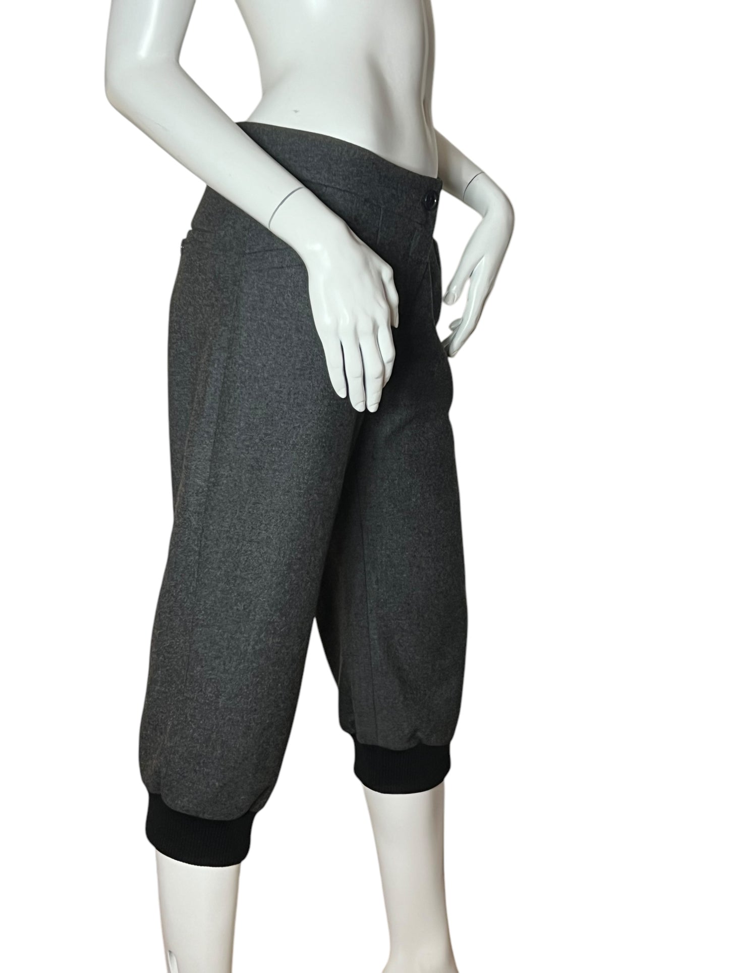 MIU MIU WOOL CAPRI PANTS