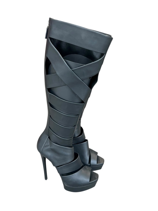 GUCCI S/S 2010 HELENA CUT OUT BOOTS