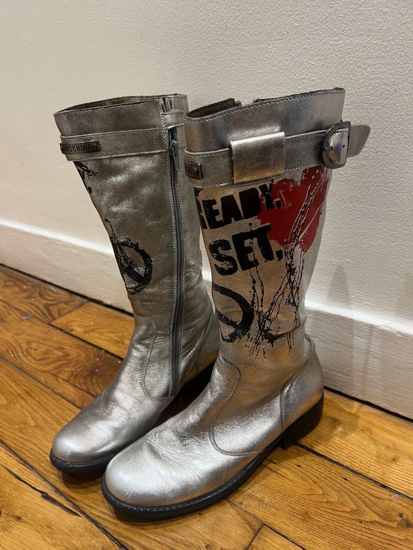 MOSCHINO PEACE BOOTS