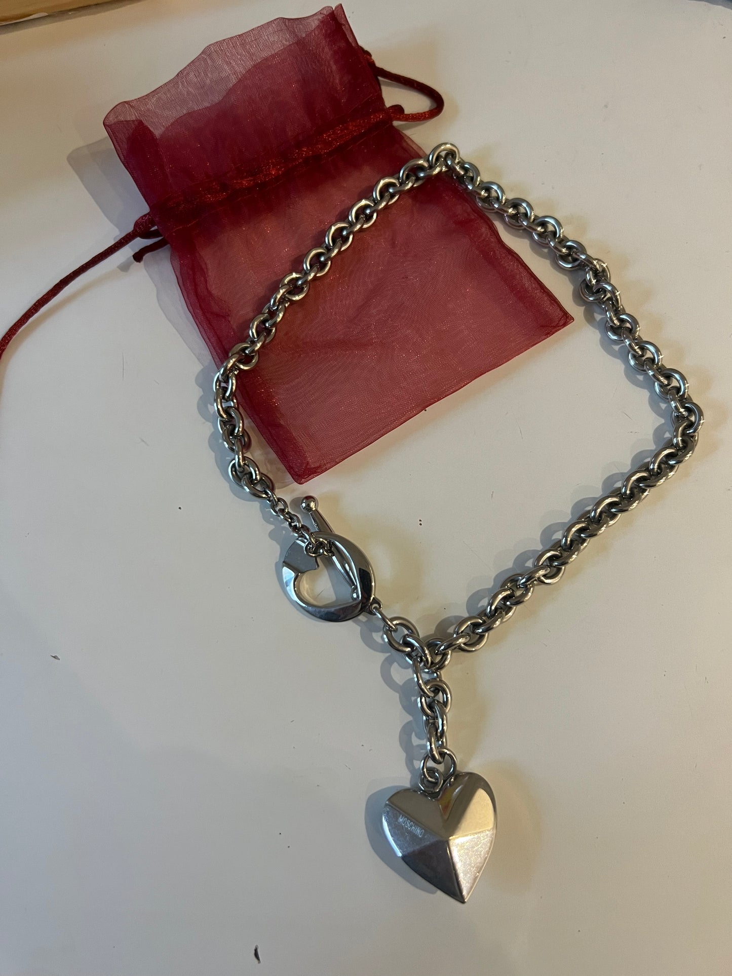 MOSCHINO HEART PENDANT